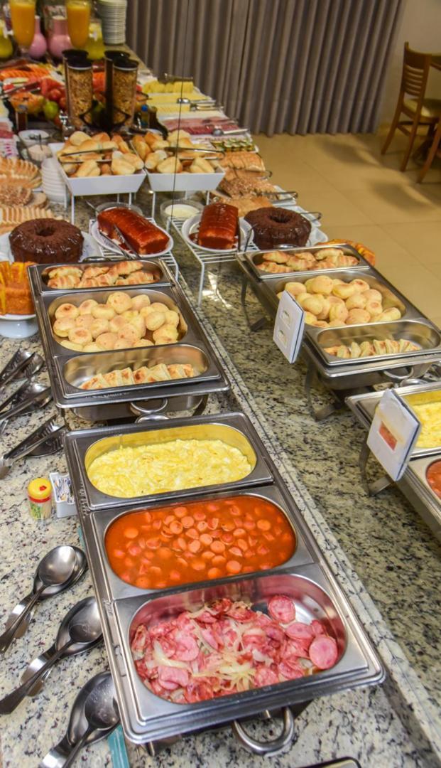 Hotel Plaza Garden 카스카벨 외부 사진